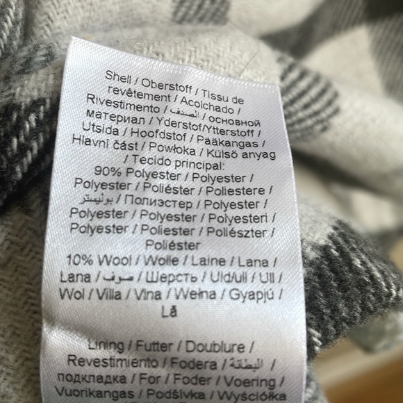 Plaid Button-Up shacket jacket - Picture 3 of 4